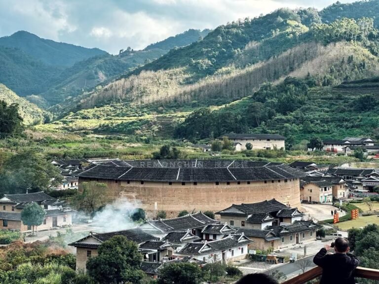 走进“土楼王国”——福建南靖