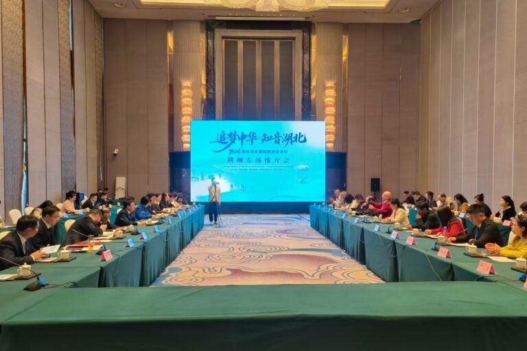 “追梦中华·知音湖北”海外华文媒体采访行走进荆州